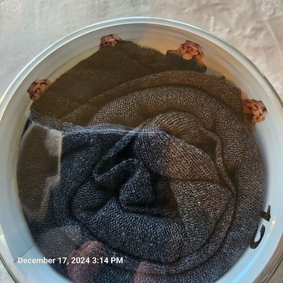 The DKNY Cozy Twist Tie Loop Knot Long Sleeved Wrap Charcoal Heather Women M/L - Picture 7 of 7